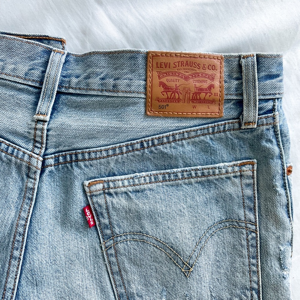 Levi Ripped Jean Shorts